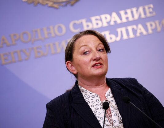 ГЕРБ-СДС предлага родителите да могат сами да поделят правата за отглеждане на дете при развод