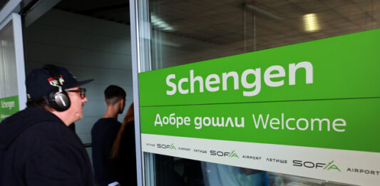 Общ финансов ефект от 1,63 млрд. лв. годишно ще има за България, ако се присъедини към Шенген по суша според икономистите на БАН