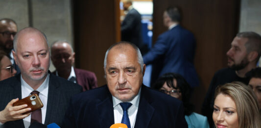 Борисов иска да започне процедурата по връчване на мандати за правителство