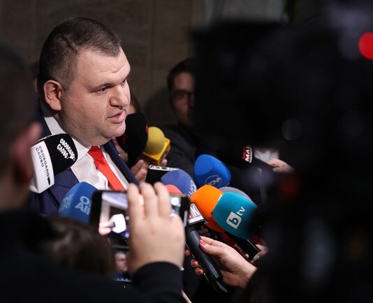 Пеевски: БСП и ИТН се сбиха за любовта ми, не могат да ме разделят