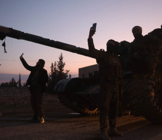 Бунтовниците завзеха град Дераа в южната част на Сирия