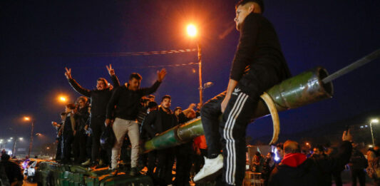 Противниците на Асад обявиха превземането на Дамаск