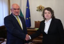 Премиерът Димитър Главчев проведе среща с председателя на 51-вото народно събрание Наталия Киселова