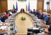 Министерският съвет ще разгледа бюджетни и социални предложения, модернизация на жп линии