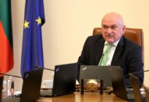 Премиерът Главчев: Депутатите можеха поне да отхвърлят бюджета, сега не може да внесем удължен