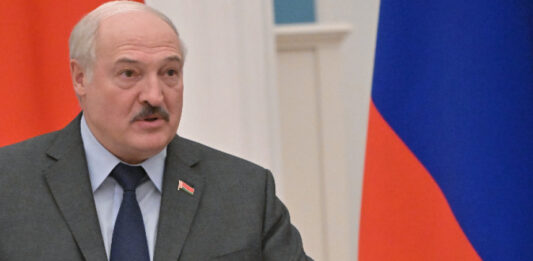 Лукашенко планира да разположи 10 руски системи „Орешник“ в Беларус