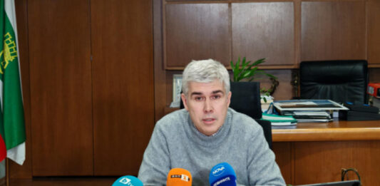 Министърът на енергетиката съобщи, че няма да признае наличие на форсмажорни обстоятелства за ЕРП-тата