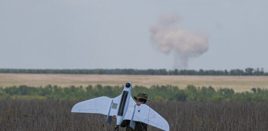 Украински дронове могат да нанасят удари в дълбочина до 2000 км, казва представител на украинското военно разузнаване