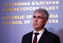 Все още 2549 домакинства са без ток, по информация от 09:00 часа тази сутрин