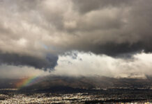 На наркопарти в Атина арестуваха 13 души, сред тях са полицаи и близка на президент