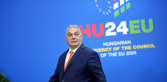 Орбан се срещна с Тръмп и с Мъск във Флорида