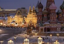 Турският актьор Бурак Йозчивит участва в най-новия филм от руската поредица „Елхички“