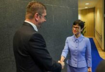 Мицкоски от Брюксел: Основната ни цел остава членство в ЕС, готови сме да разговаряме за всичко, но не приемаме ултиматуми