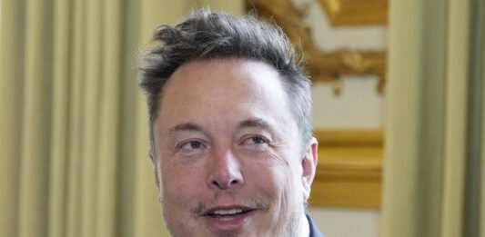 Тръмп заяви, че е готов да приеме Илон Мъск да купи „ТикТок“, ако изпълнителният директор на „Тесла“ иска да го направи