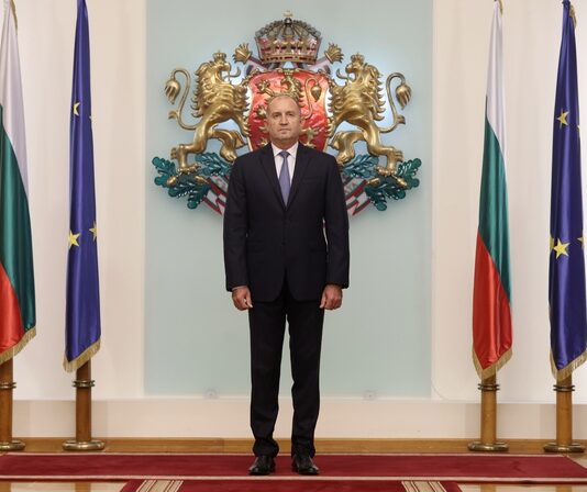 Румен Радев ще удостои с орден „Мадарски конник“ първа степен посланика на Алжир Мехила Месауд