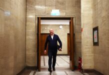 Росен Желязков: От разговорите с АПС зависи дали утре ще занесем папка с имена на президента