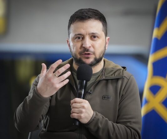 Зеленски смени отново командващия украинските сили на източния фронт