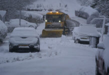 Обилен снеговалеж предизвика сериозни проблеми с транспорта във Великобритания и Германия