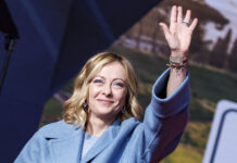 Приключи срещата на Мелони с Тръмп в имението му Мар а Лаго и италианският премиер отпътува обратно за Италия