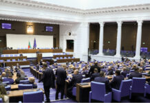 Депутатите обсъждат на второ четене промените в Закона за съдебната власт в правна комисия