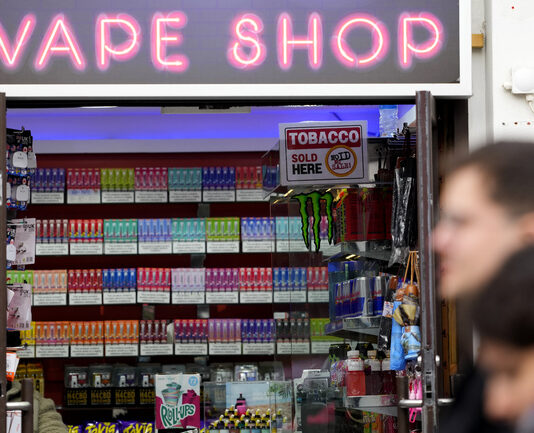 Вейпингът в съседните държави – какво казва законът