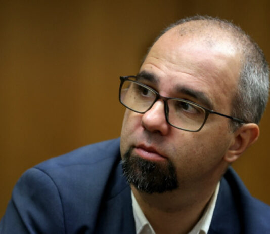 Първан Симеонов: Президентската партия не може да се сметне, ще е магия