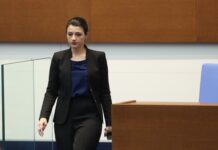 Лена Бориславова се отказа от имунитета си