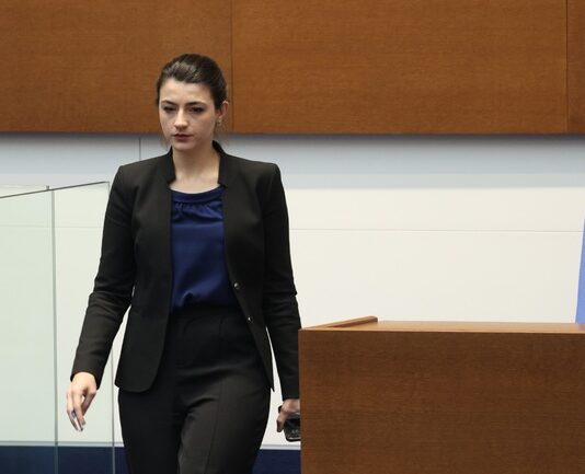 Лена Бориславова се отказа от имунитета си