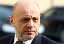 Томислав Дончев предупреди за възможни съкращения в администрацията