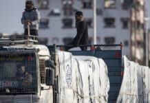 Примирието в Газа е в сила, в ход е първата размяна на заложници и затворници