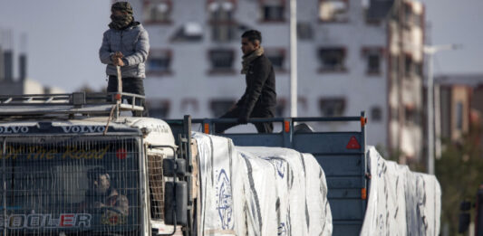 Примирието в Газа е в сила, в ход е първата размяна на заложници и затворници