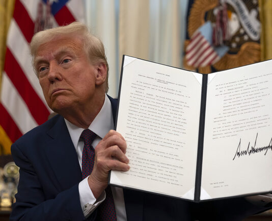 Тръмп подписа указ за разработване на изкуствен интелект, „свободен от идеологически пристрастия“