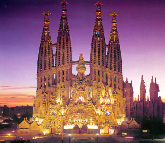 Как да изкарате незабравима почивка в Барселона: Места, които не бива да пропускате