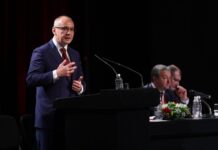 Сергей Станишев оттегли кандидатурата си за председател на БСП