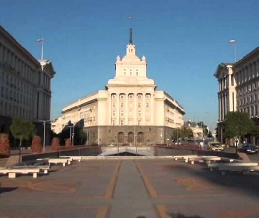 Съветът за съвместно управление обсъжда дефицита заради бюджет 2025