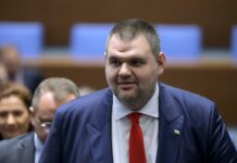 Пеевски внася закон за ограничаване на спекулата и контрол върху търговците и производителите за “голямата потребителска кошница”