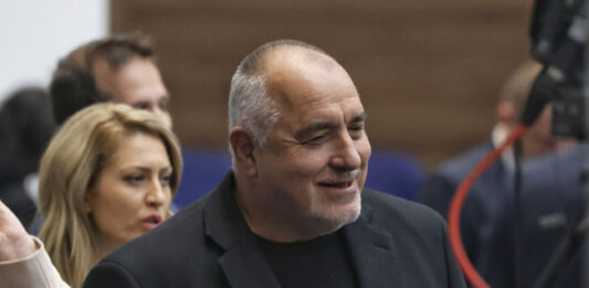 Бойко Борисов се обяви за пълна забрана на вейповете