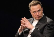 Мъск призова: Закрийте „Гласът на Америка“ и „Свободна Европа“, никой не ги слуша вече!