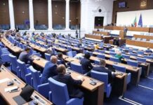 Депутатите започват работа по избора на регулаторите с изтекли мандати