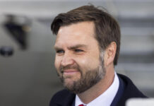 Остра реакция на управляващите в Германия на отправените от Джей Ди Ванс критики