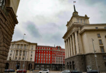 София е сред трите града, които тази година ще се борят за титлата „Европейска столица на демокрацията“