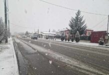 АПИ не препоръчва пътувания, почистването и обработването на пътната мрежа ще продължи и през нощта