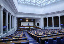 Народното събрание ще изслуша министрите на отбраната и на външните работи относно „въпросник“ на САЩ за готовност на България за участие в специална военна операция в Украйна