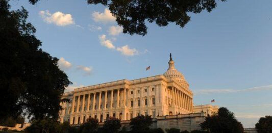 Сенатът в САЩ одобри нов директор на ФБР