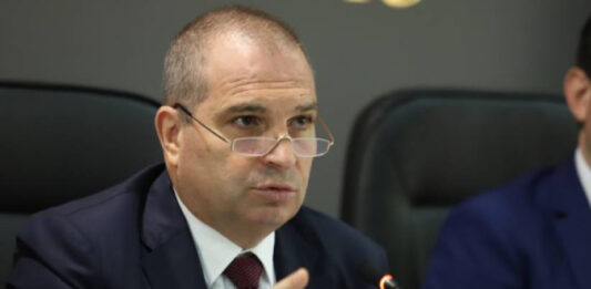 Транспортният министър е освободил директора на „Холдинг БДЖ“