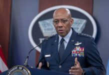 Тръмп уволни най-висшия американски военен и още петима генерали и адмирали