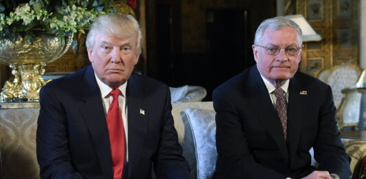 Украйна и Русия ще трябва да направят отстъпки, заяви американският емисар Кийт Келог