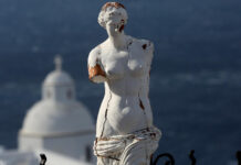 Продължава сеизмичната активност на Санторини, Кипър задейства план за извънредни ситуации