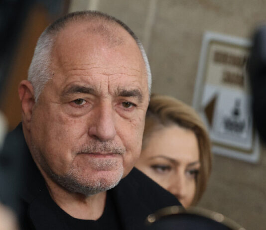 Борисов бесен на снощната провокация на „Величие“: Редно ли е да ходиш по нощите по къщите?