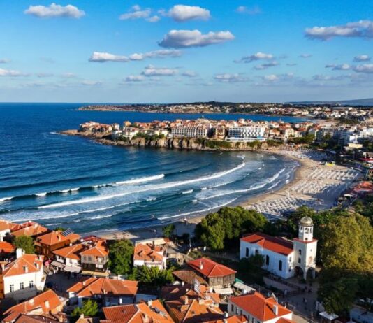 Созопол удължава туристическия сезон: Първите хотели отварят в края на март